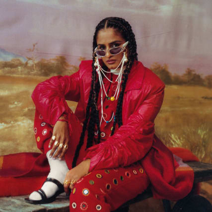 Musik, Freundschaft, Fashion: 22 Fragen an Priya Ragu