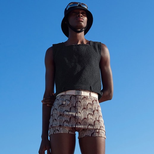 Fashion Weekly: Prada steckt Männer in ultraknappe Shorts