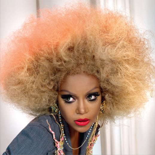 Ebony Bones: Eine Begegnung mit dem schönsten Afro der Popwelt