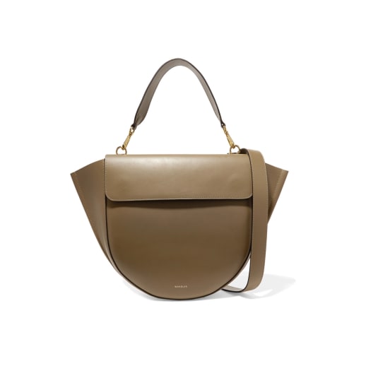 Zuerst die Tasche, dann der Look