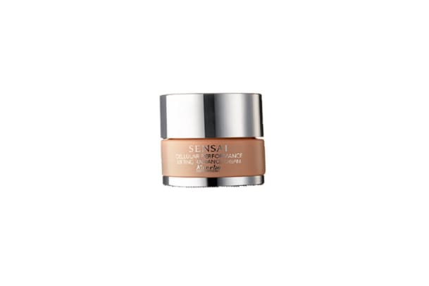 Liftingleicht — Die Lifting Cream von Kanebo