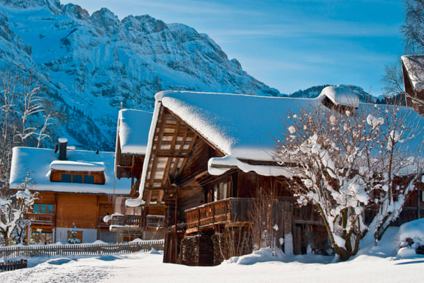 Postkarte aus Champéry: Bienvenue chez les pistes