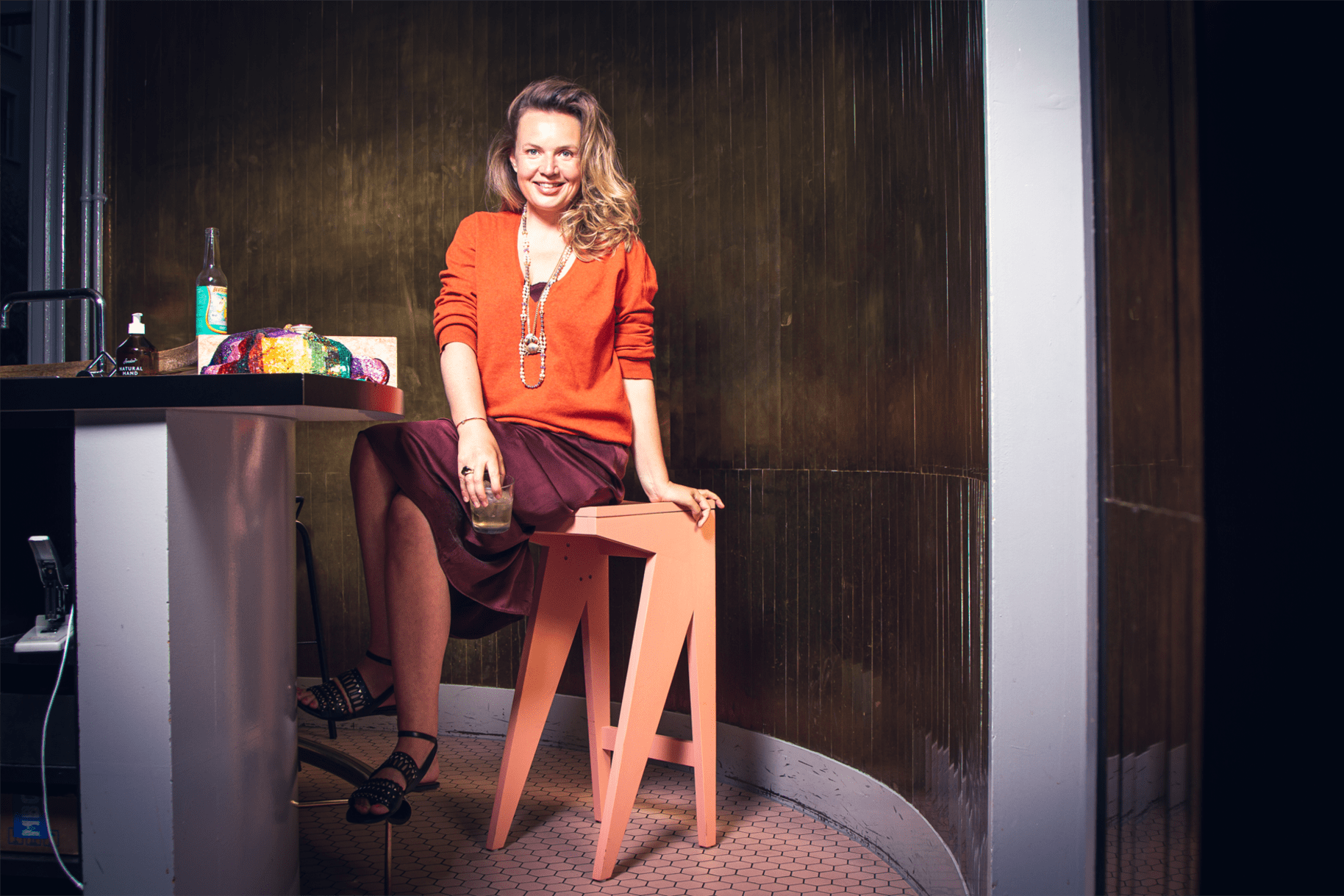 Alexandra-Kruse_by-Ariane-Pochon_Stadt-und-Stil_annabelle_Zurich_Sport-Bar_Azzedine-Alaia_Ascent_Hermes_Saskia-Diez_Satamber