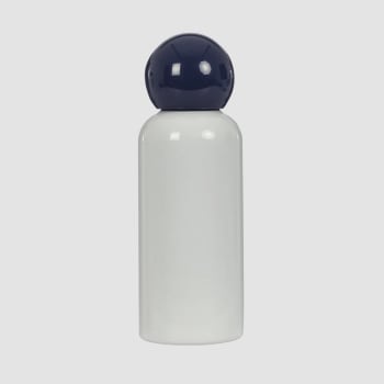 Trinkflasche in weiss mit blauem Deckel