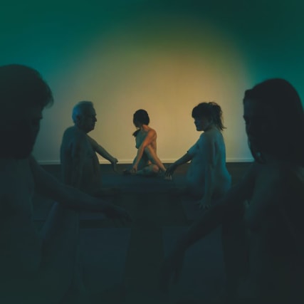 Selbstversuch: Hilfe, ich habe Nackt-Yoga ausprobiert