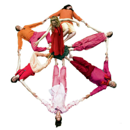 Sommer in Orange - Bhagwanjünger in Oberbayern