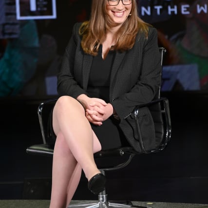 Sarah McBride schreibt als erste trans Senatorin Geschichte
