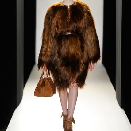 London Fashion Week: Farbtrends 2012 und eine eigene Taschenlinie für Lana del Rey