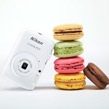 Gernegross: Die kleine Nikon Coolpix S01 kommt gross heraus im Test