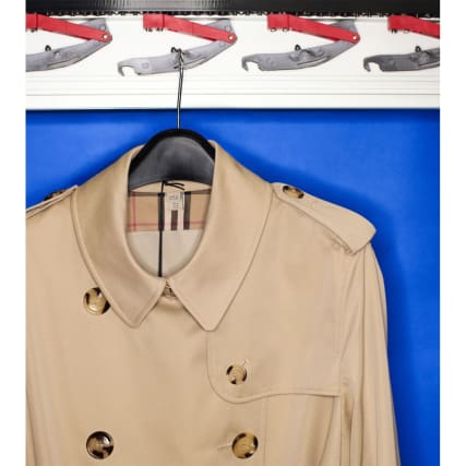 Kurz & knapp: Die Geschichte des Trenchcoats – und 6 Modelle, die immer gehen