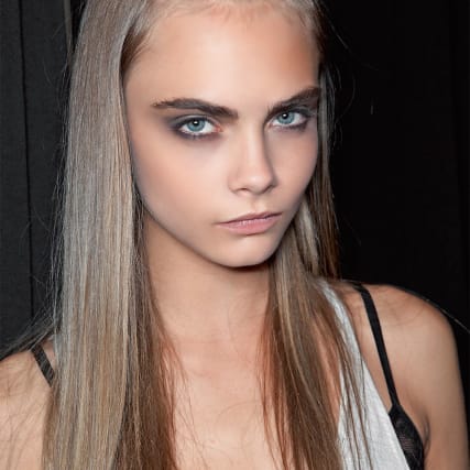 Verwegenes Augen-Make-up