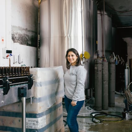 Die palästinensische Bierbrauerin Madees Khoury