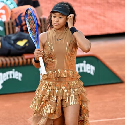 Ist das noch Tennis oder schon Met Gala? Naomi Osakas Looks im Pro und Kontra
