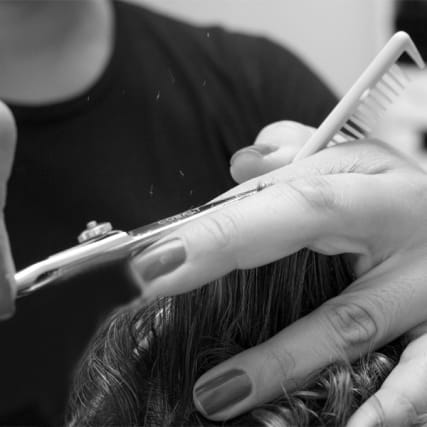 Haarschnitt für einen Mörder