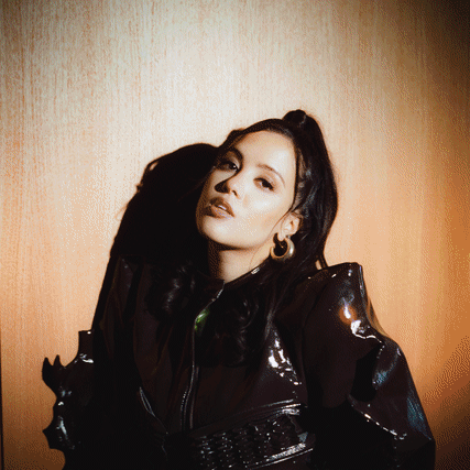 7 Schweizer Musiker:innen, die deine Playlist aufmischen