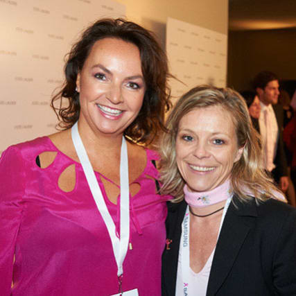 Die Pink Ribbon Night 2012 ist keine Mottoparty rund um die Farbe Pink, sondern eine Charity-Veranstaltung zum Thema Brustkrebsprävention.