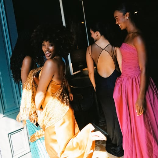 Schön an jeder Hochzeit: 6 Make-up-Tipps für Gäst:innen
