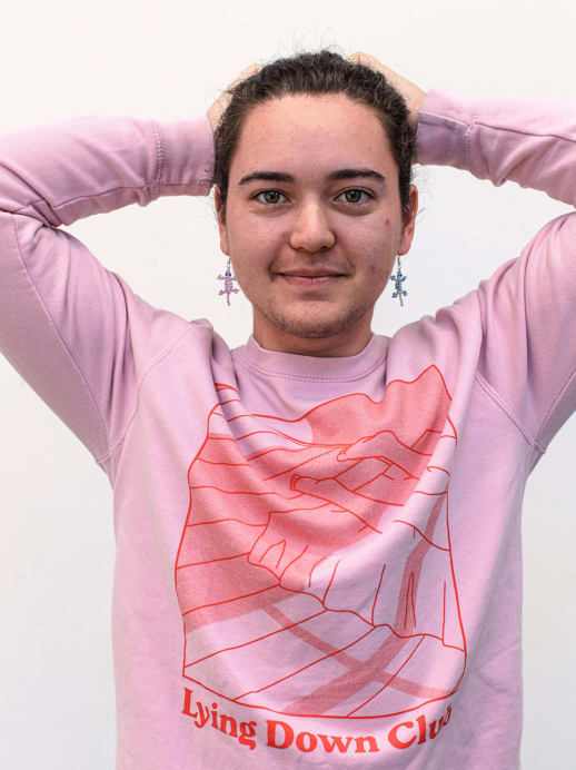 Charlie (21) ist non-binär:
