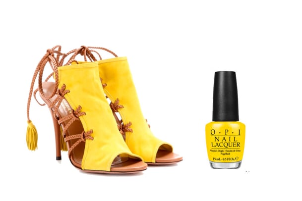 Sandaletten: Aktuelle Modelle und passende Nagellacke