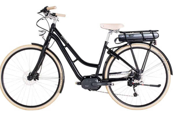 Silvia Binggeli testet das E-Bike Cresta eBoulevard
