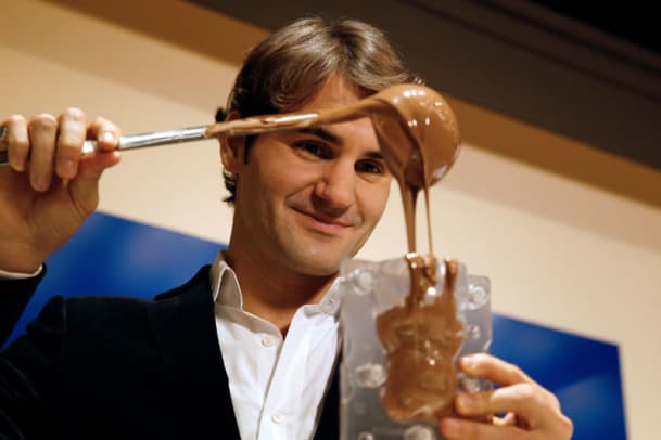 Roger Federer eröffnet neue Lindt-Chocolateria in Zürich