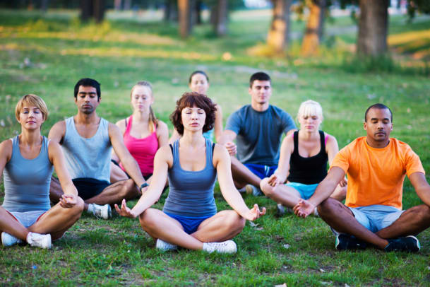 Kostenlose Yoga-Kurse in der Schweiz: Nivea Pure & Natural Yoga Tour 2012