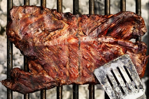 BBQ - Grilling me softly: Verschiedene Garstufen, Schnitte und Marinaden