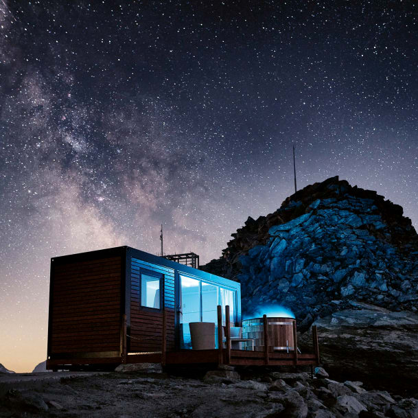 Million Stars Hotel