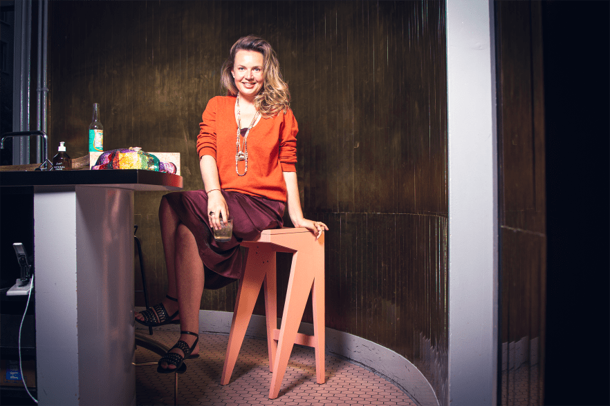 Alexandra-Kruse_by-Ariane-Pochon_Stadt-und-Stil_annabelle_Zurich_Sport-Bar_Azzedine-Alaia_Ascent_Hermes_Saskia-Diez_Satamber