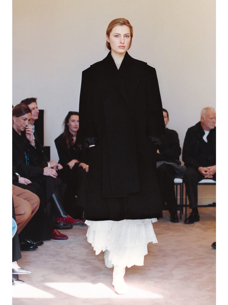 Fashionweek-Runway-The Row-Skirt-Volants
