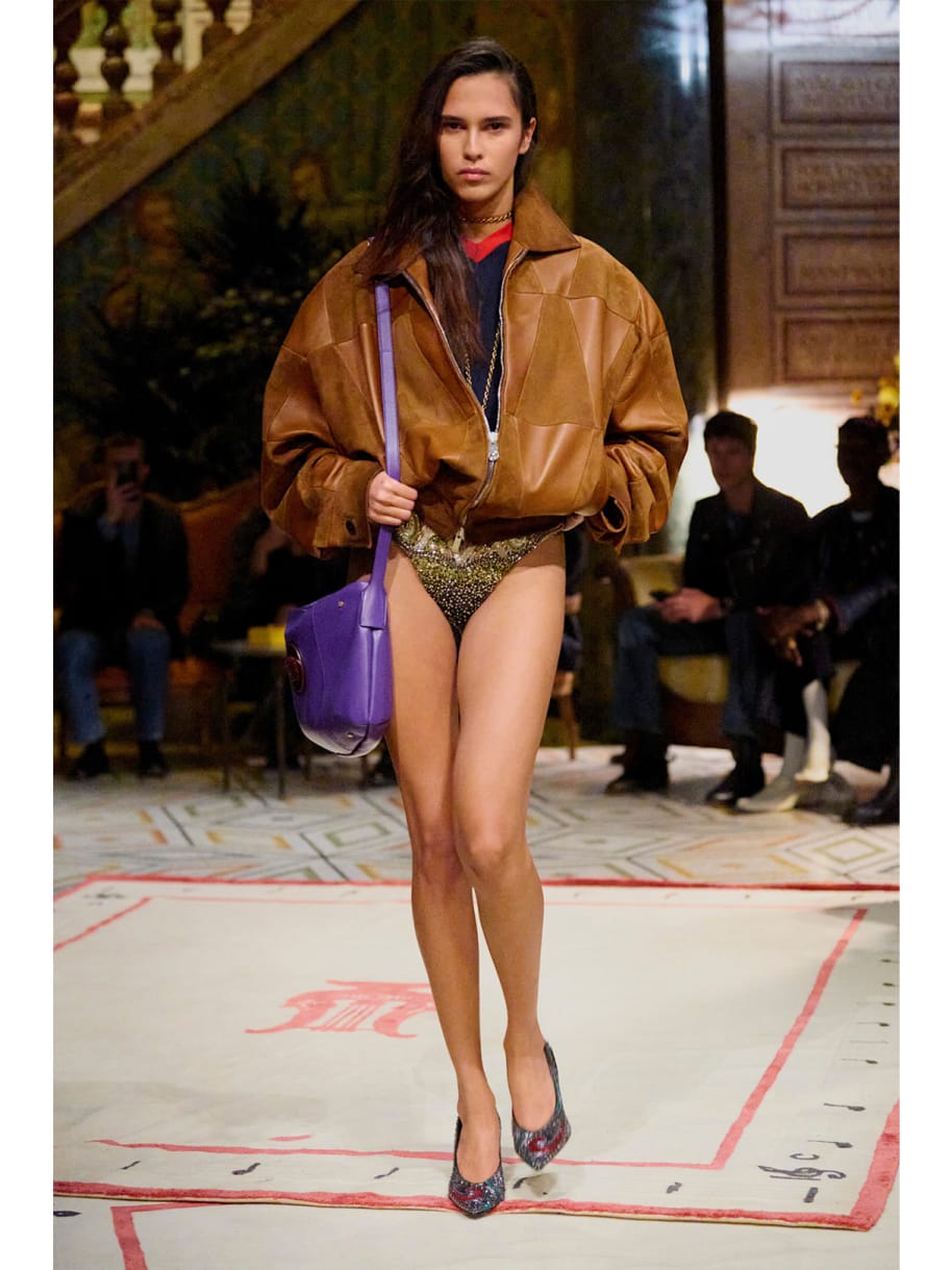 Übergangsjacke Balloonjacke Versace SS26 Braun