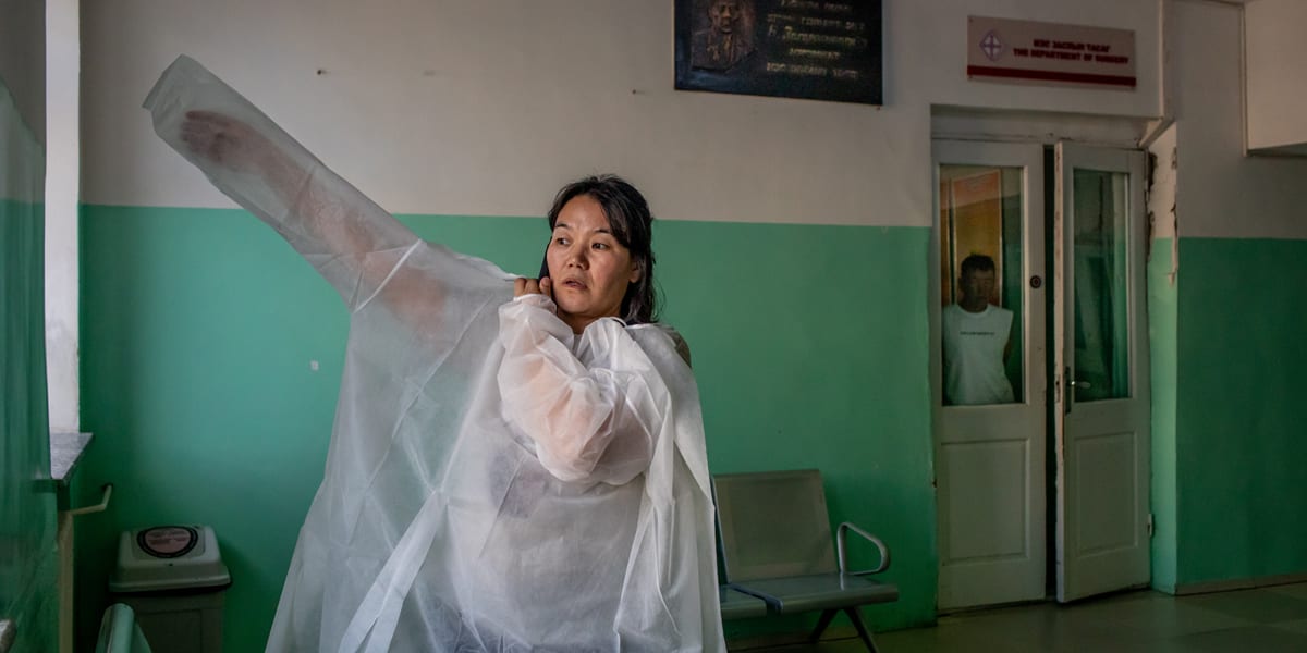 https://www.annabelle.ch/leben/dr-naras-kampf-eine-aerztin-stellt-sich-der-leberkrebs-epidemie-in-der-mongolei/ social preview image