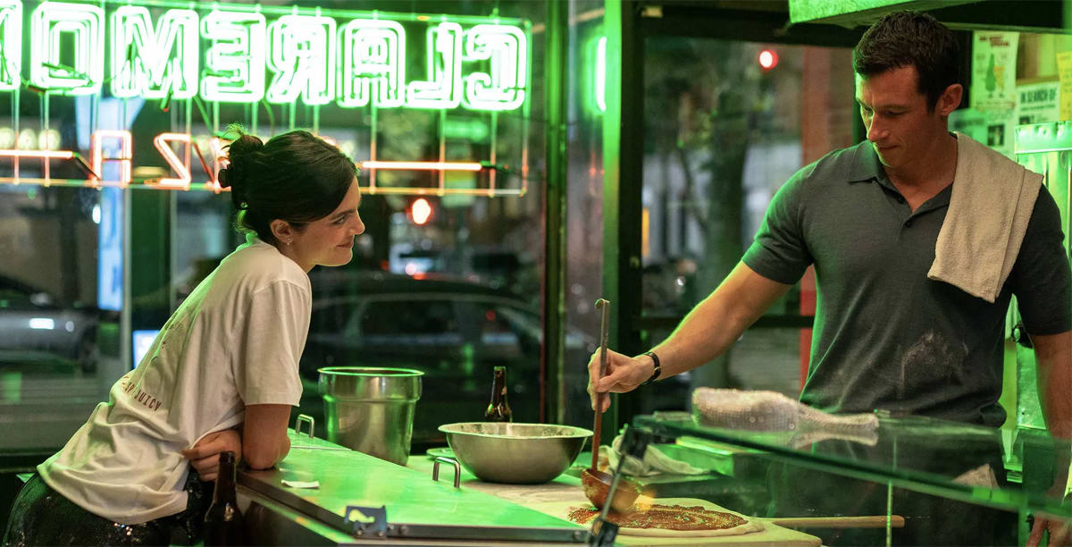 "One Night Only" ist die Romcom, die wir gerade brauchen