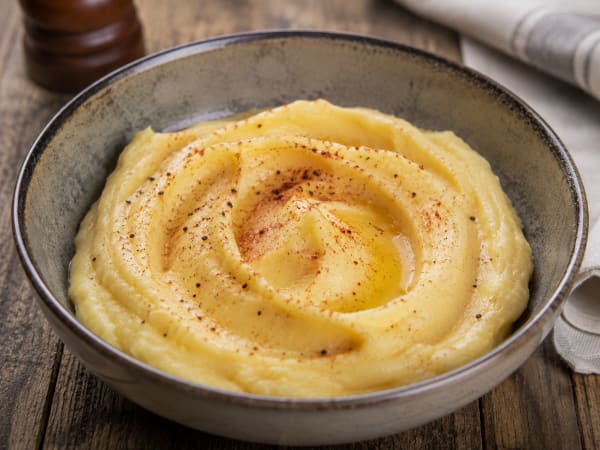 Purée de pommes de terre fumée