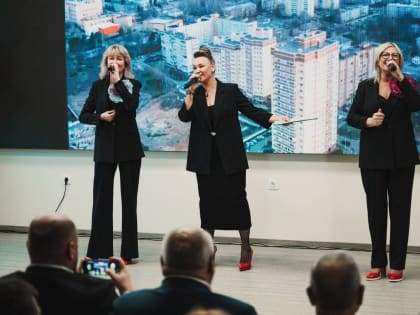 Поздравления от партии «Единая Россия» в Лосино-Петровском