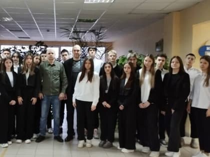 Участник СВО встретился с юными каширянами