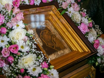 Паломничество к чудотворной иконе в Успенском соборе