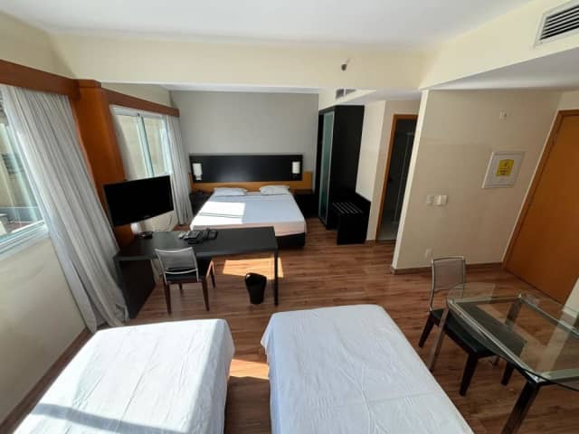 Foto do imóvel Espaçoso Flat a 5 min da Av Paulista e Metrô Paraíso - Vila Mariana