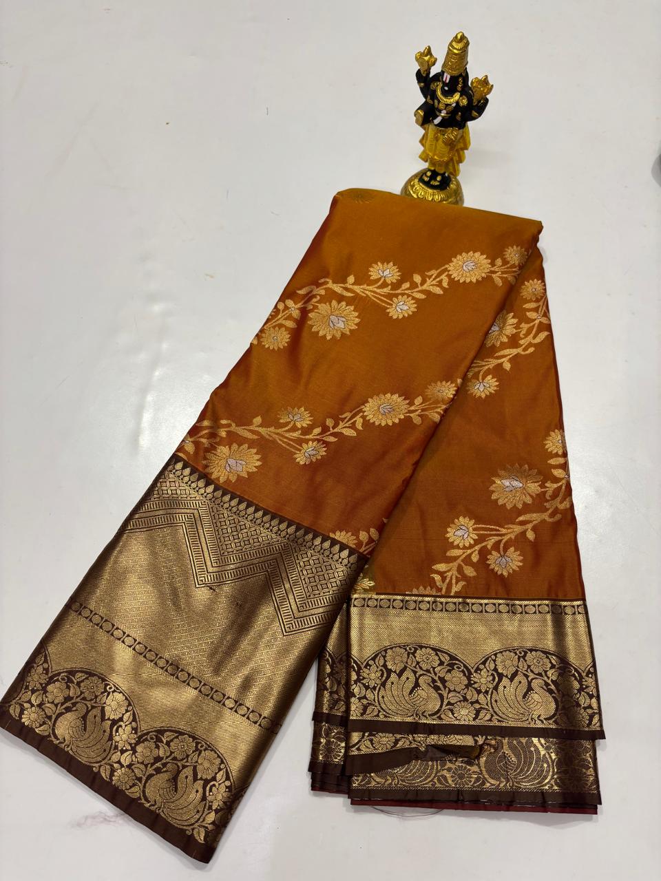 Burnt Ochre & Dark Chocolate Heritage Vine Saree