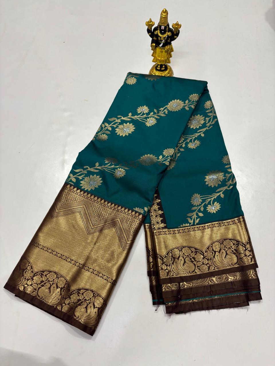 Emerald Teal & Dark Maroon Grand Vine Saree