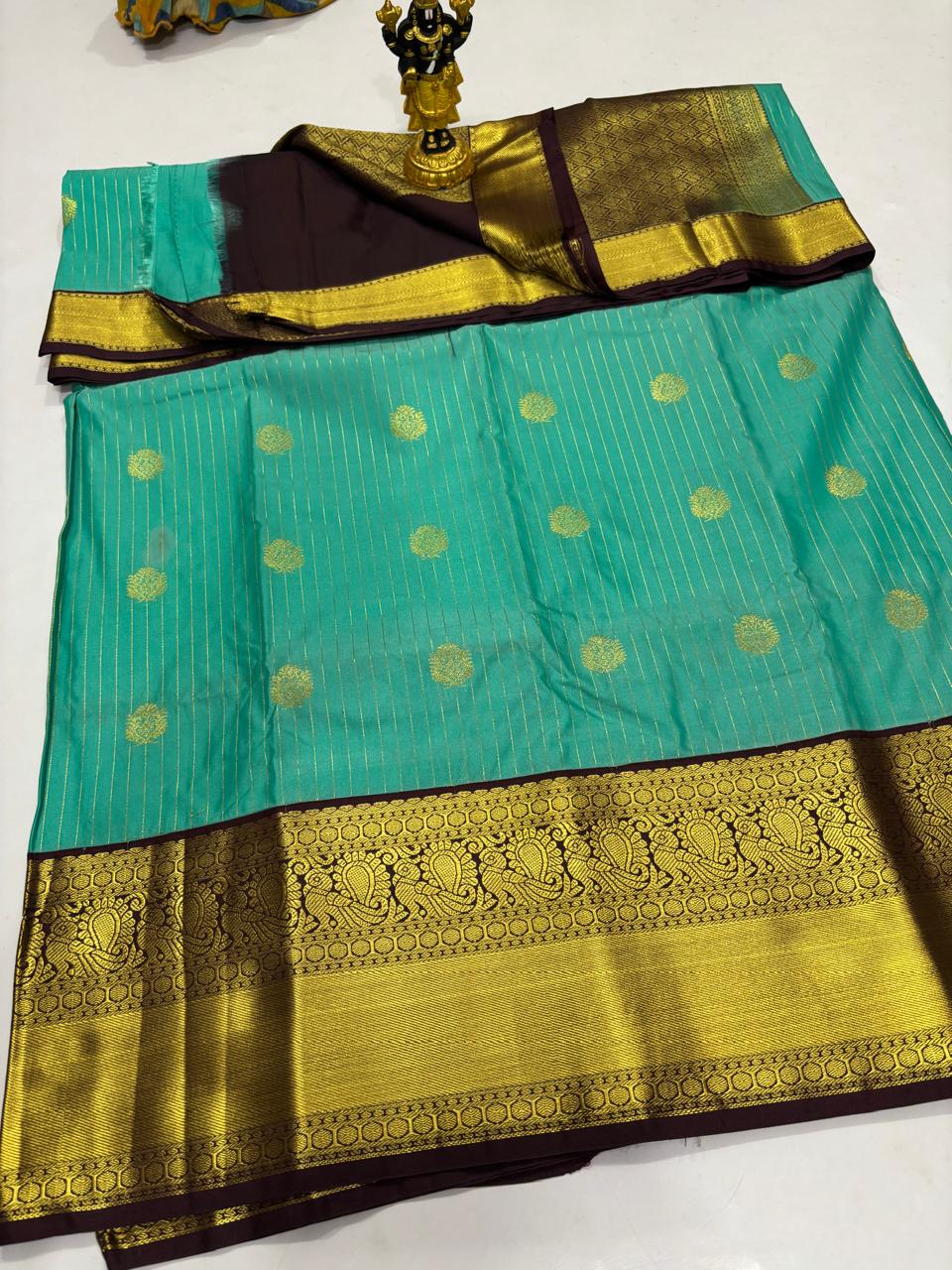 Mint Green & Dark Coffee Peacock Sico