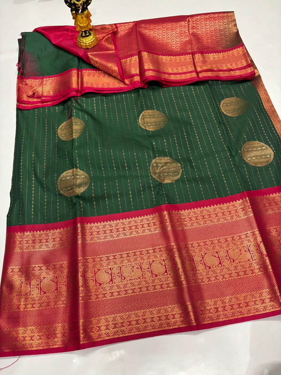 Deep Bottle Green & Rani Pink Big Butta Sico