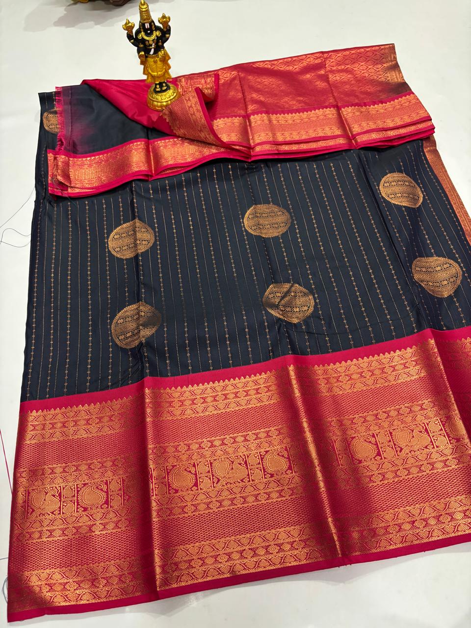 Jet Black & Rani Pink Copper Zari Sico