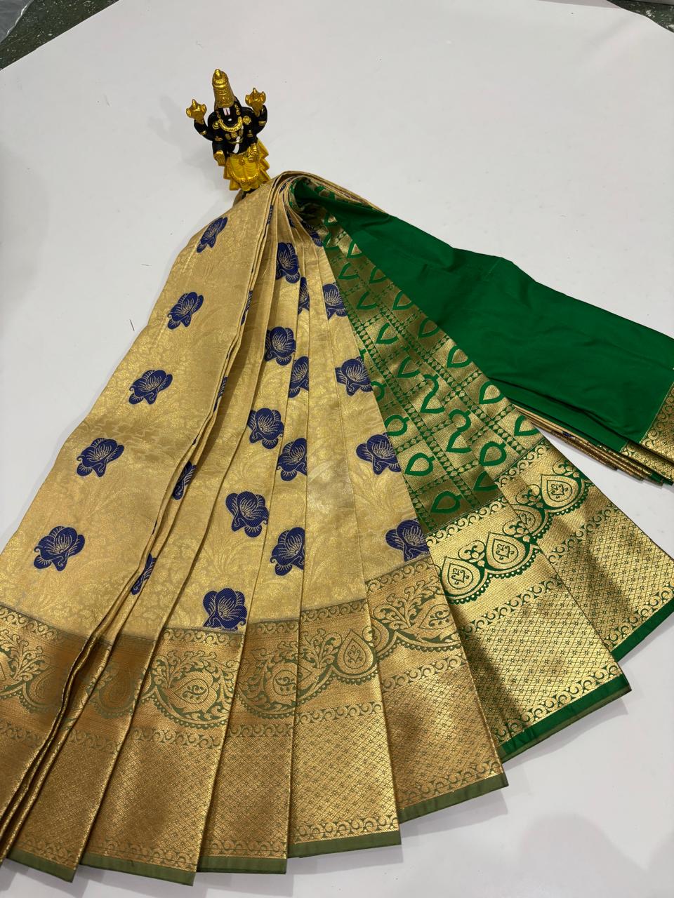 Ivory Cream & Forest Green Indigo-Touch Sico