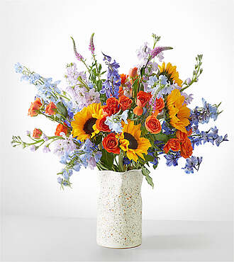 Full Nest Bouquet - Deluxe with Sculpted Vase - FedEx