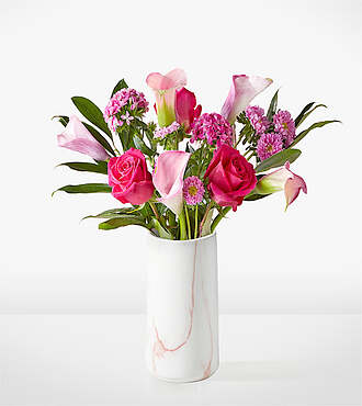 Love on the Line Calla Lily Bouquet - Standard with Marble Vase - FedEx