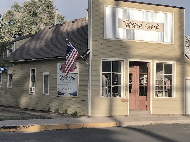 Tattered Creek - florist
