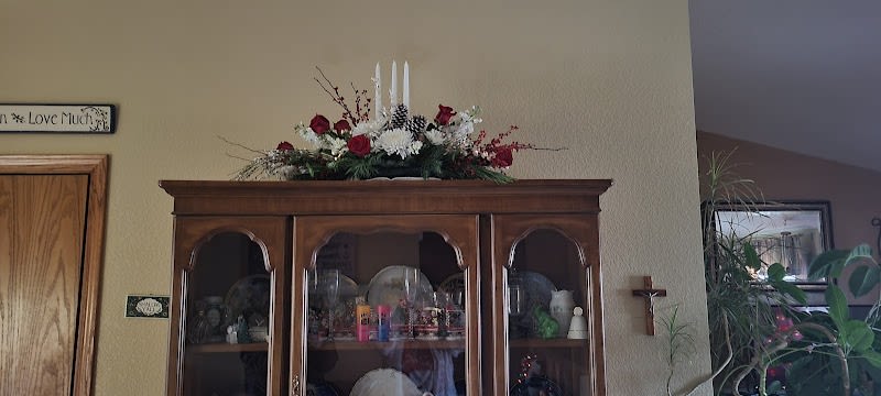 Rowes Flowers - florist