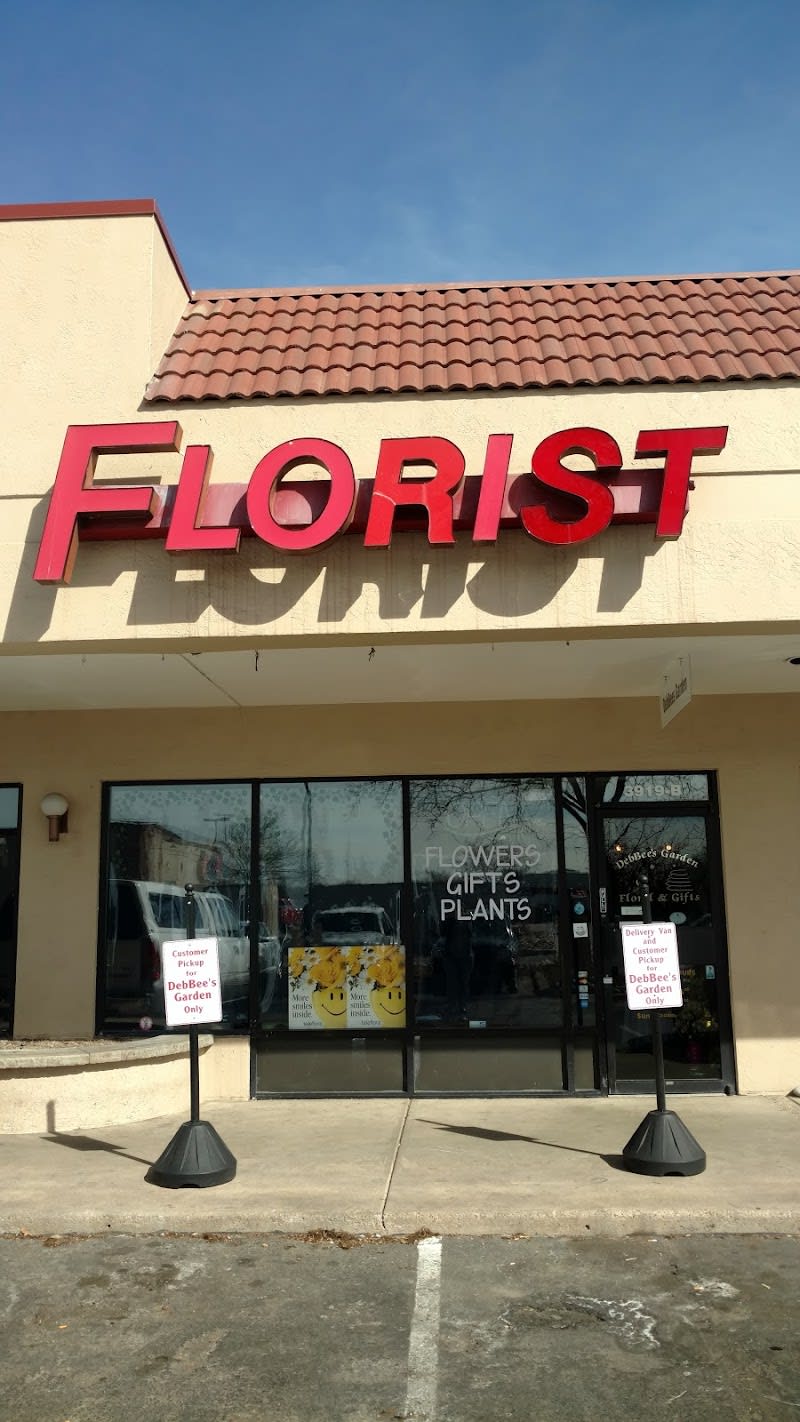 DebBee's Garden - florist