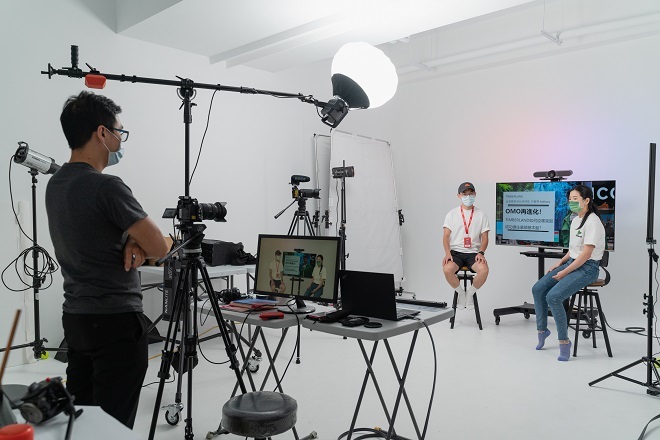 selected venue's interior or exterior images